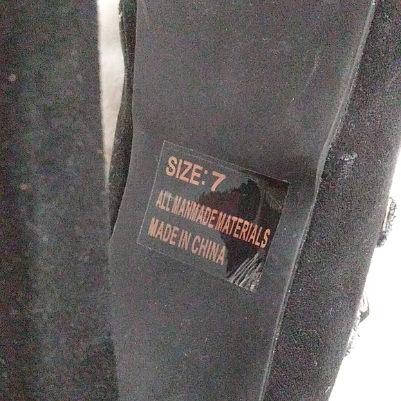 Women's Qupid size 7 platform heels black - Picture 3 of 4